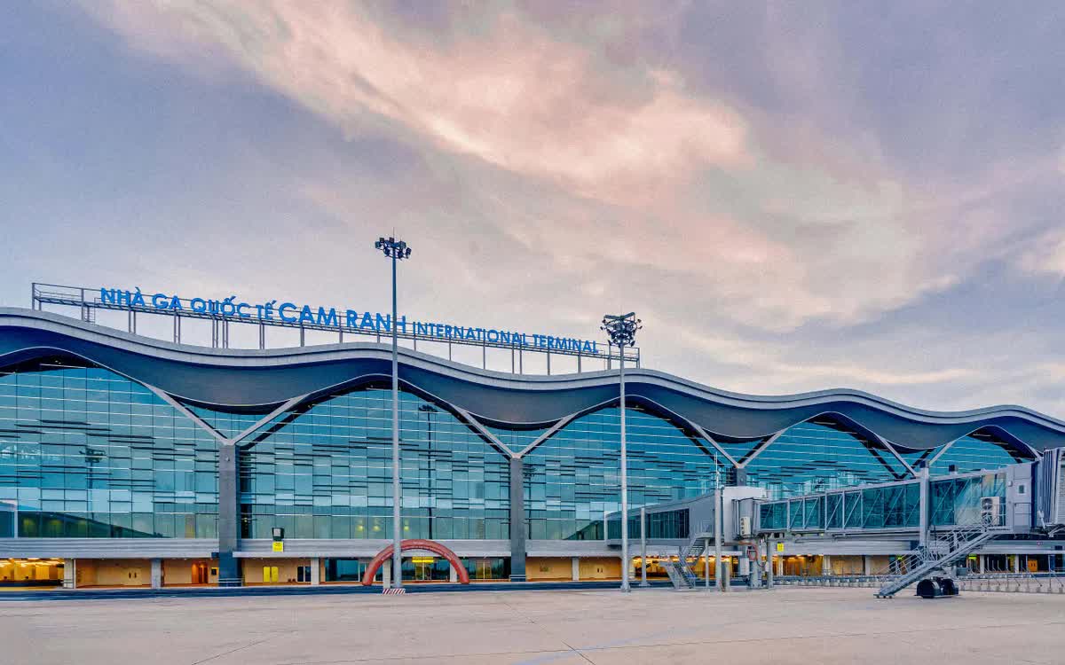 20180626-cam-ranh-airport-architecture-0373-58160924337515149562115-45715740859516620646495-1774225406337-17742254069561011461966-1-
